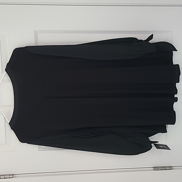 NWT Black 3/4 Sleeve Blouse - Picture 4 of 6